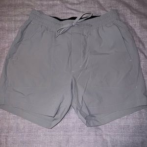Lululemon Bowline Short 5”